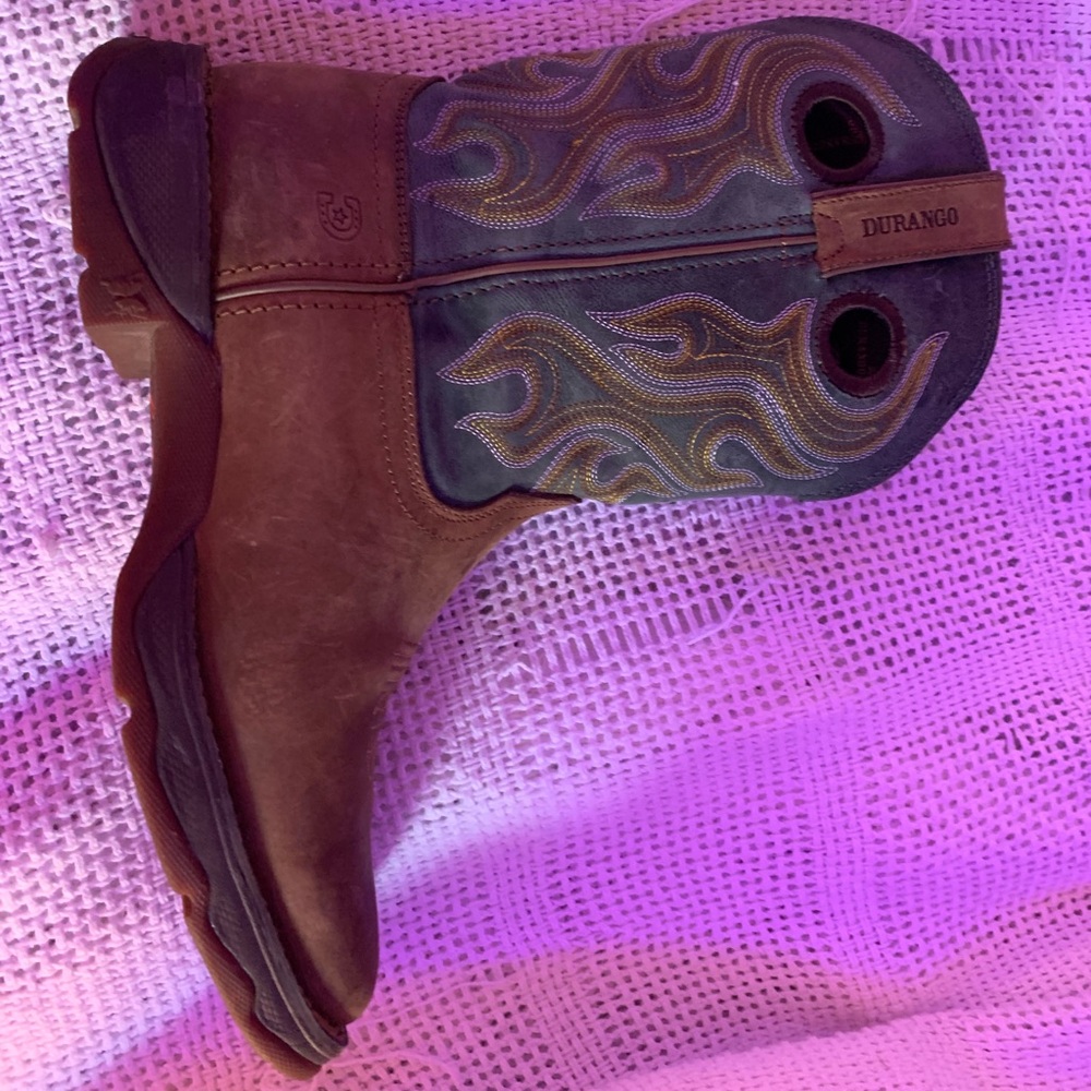 Men’s New Durango Boots size 10. 10 Wide never been worn still brand new